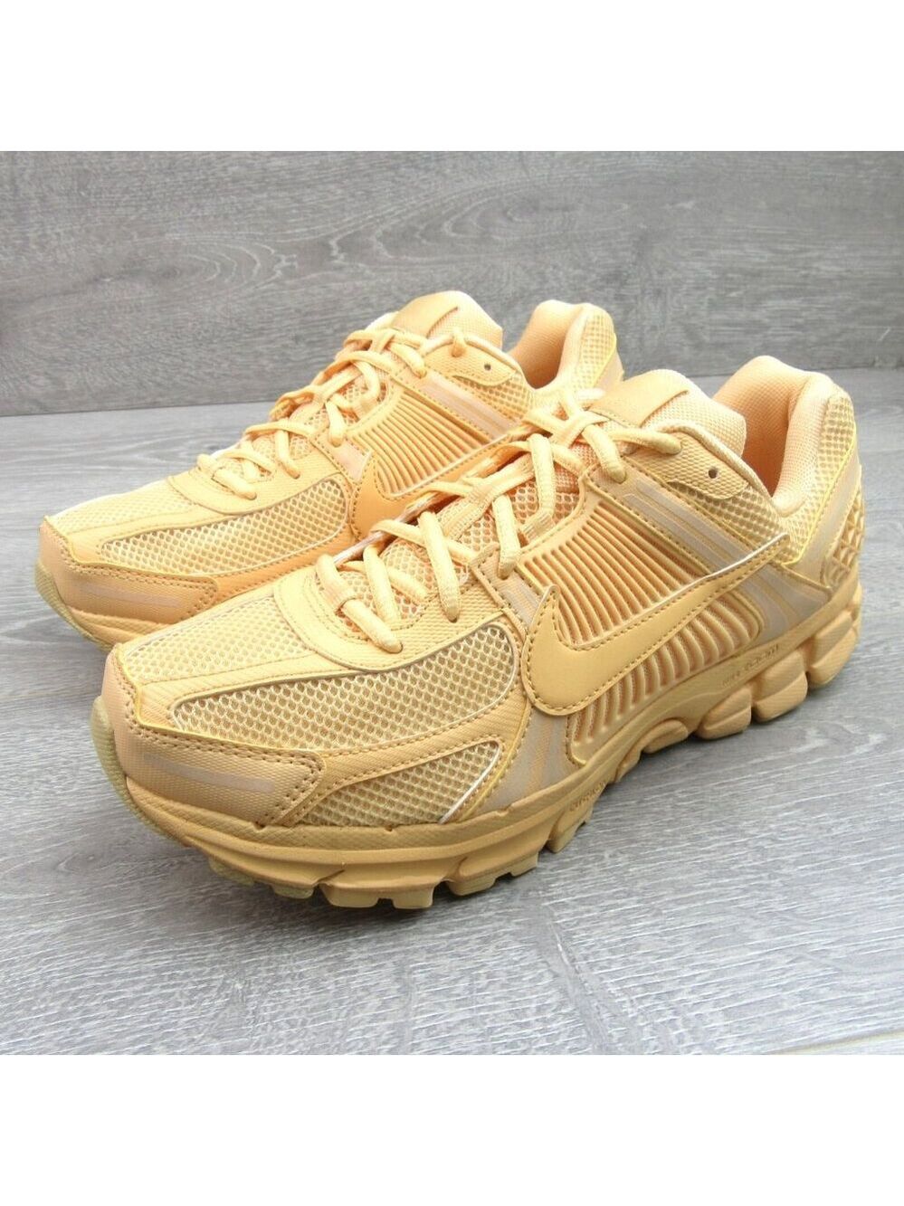 Nike Zoom Vomero 5 Athletic Shoes Men's Size 10 Celestial Gold NEW - Picture 4 of 16